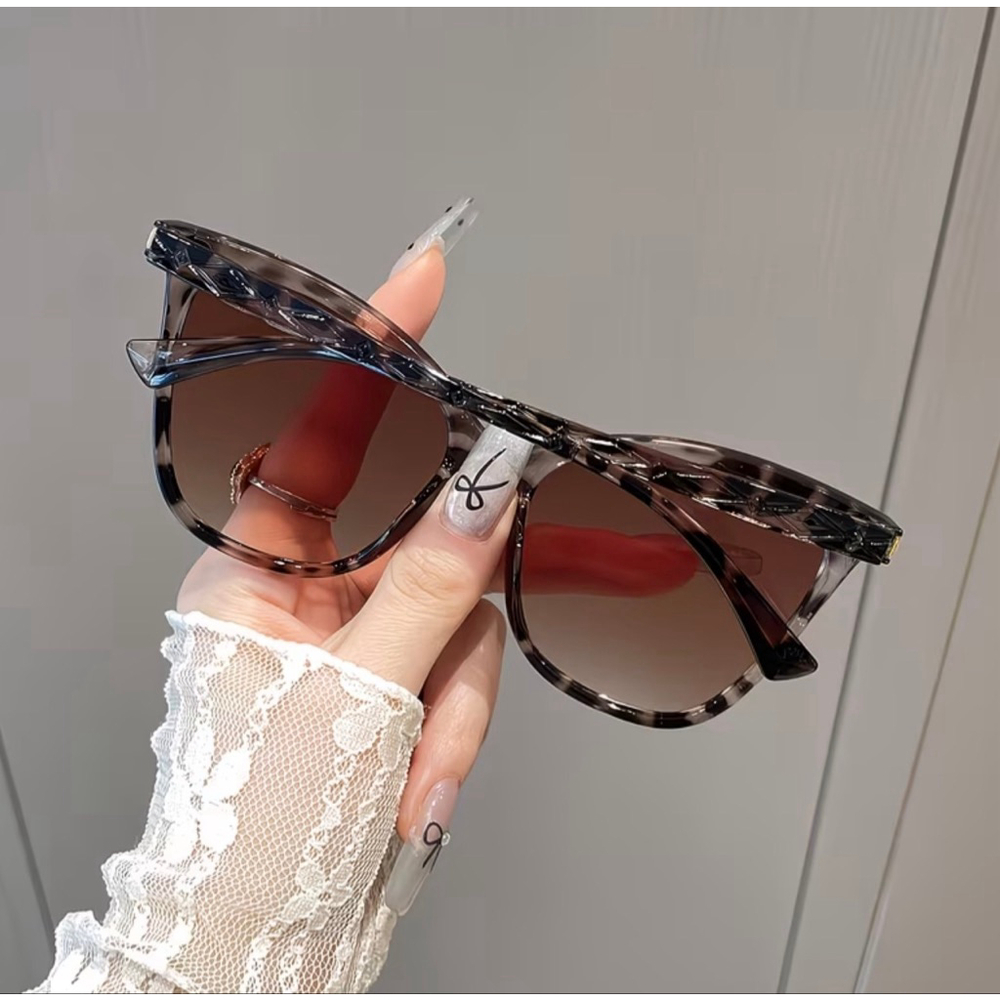 Brown Leopard Print Cat Eye Sunglasses - Picture 4 of 5